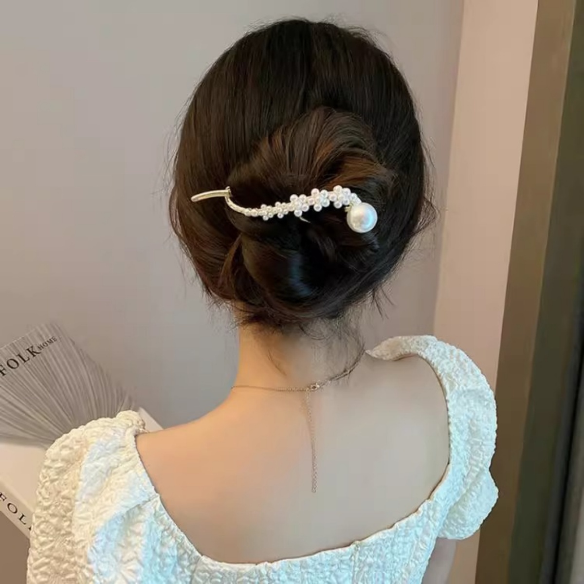 エレガントなグリッターパールヘアクリップ レディース トレン - Korean Lifestyle & Kids Boutique Photos のレビューと価格